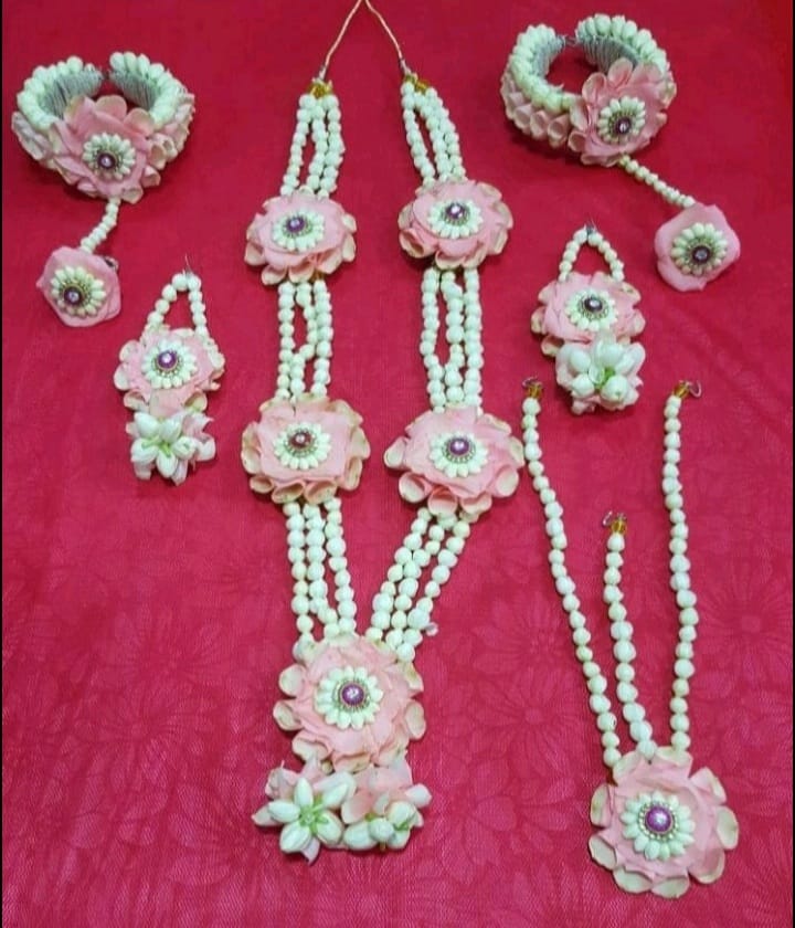 Flower jewellery-4